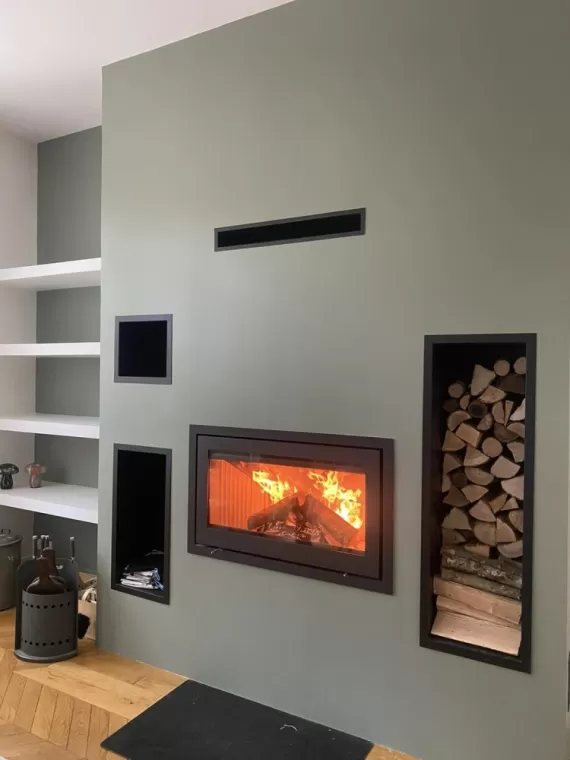 Installation d’un insert avec création d’un coffrage à Dijon, Dijon, Espace poêles et cheminées – Groupe Ortelli